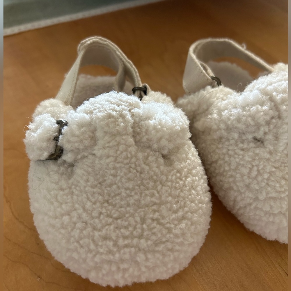 Baby Gap Sherpa slides